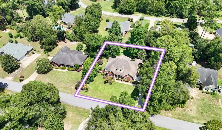 1040 BOXWOOD Dr, Bainbridge, GA 39819 - 3 Beds, 3 Bath