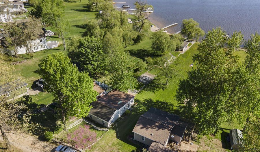 3309 Dumont Lake Dr, Allegan, MI 49010 - 2 Beds, 1 Bath