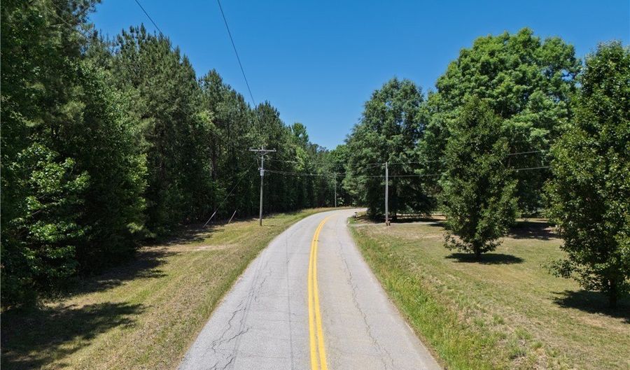 971 Liberty Rd, Alberta, VA 23821 - 3 Beds, 3 Bath