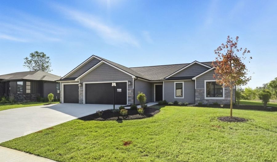 5165 Greyson Heights Dr, Auburn, IN 46706 - 3 Beds, 2 Bath