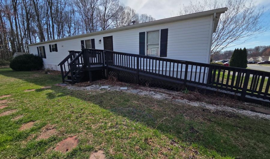 245 GOLF Dr, Aberdeen, MD 21001 - 2 Beds, 2 Bath