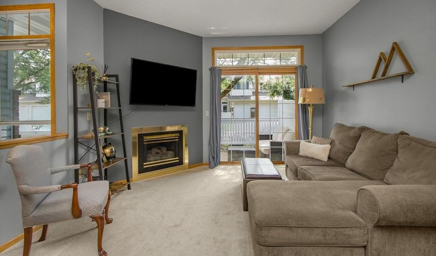 15634 Garnet Way 21, Apple Valley, MN 55124 - 2 Beds, 2 Bath
