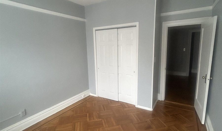 173 W 48TH St 6, Bayonne, NJ 07002 - 1 Beds, 1 Bath