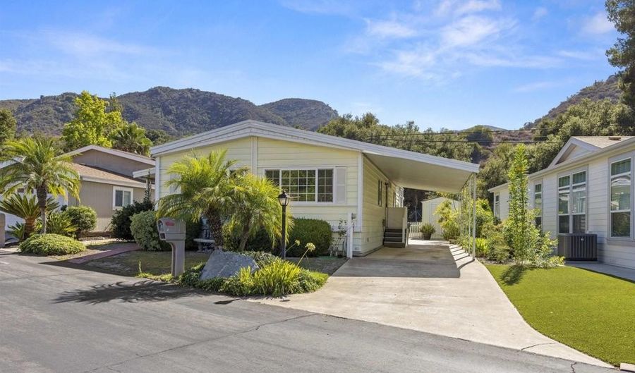 8975 Lawrence Welk 2, Escondido, CA 92026 - 2 Beds, 2 Bath