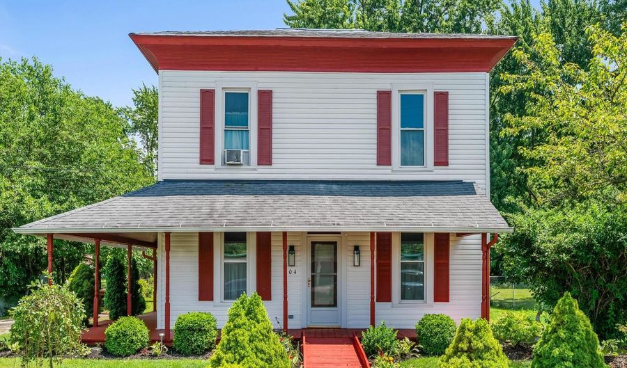 204 S Main St, Ashley, OH 43003 - 5 Beds, 2 Bath