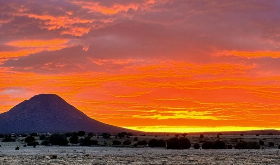 Triple H Ranch Road, Ash Fork, AZ 86320 - 0 Beds, 0 Bath