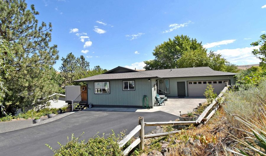 413 Garfield St, Asotin, WA 99402 - 3 Beds, 3 Bath