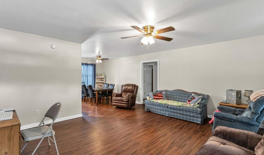31566 WHITE St, Laurel, DE 19956 - 3 Beds, 2 Bath