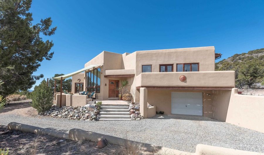 100 Lobo Ranch Rd, Arroyo Hondo, NM 87513 - 2 Beds, 2 Bath