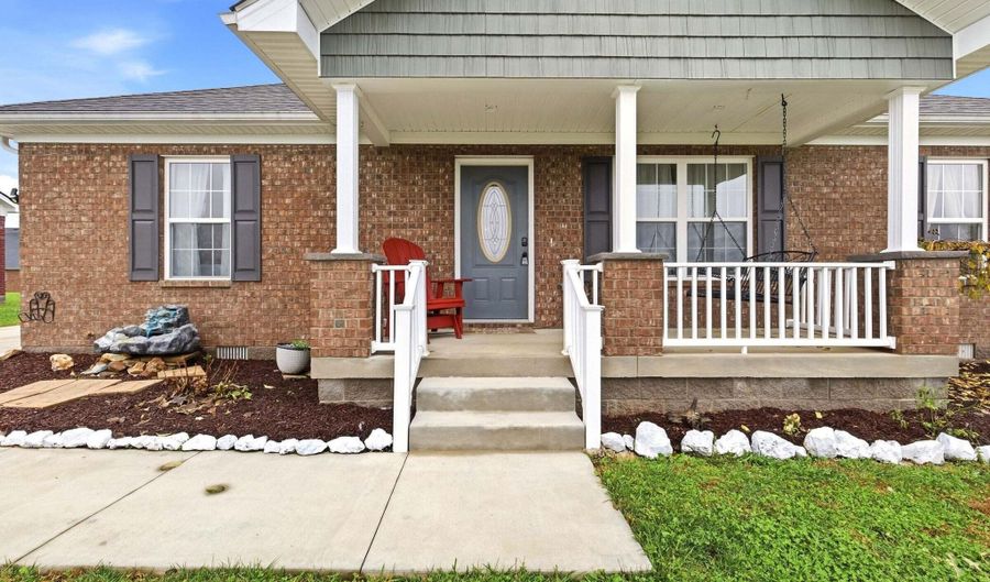 310 Oak Hill Ct, Bardstown, KY 40004 - 3 Beds, 2 Bath