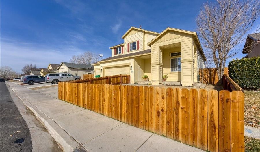 1962 W Rawles Dr, Fernley, NV 89408 - 3 Beds, 3 Bath