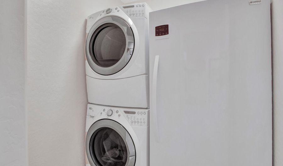 23148 W ANTELOPE Trl, Buckeye, AZ 85326 - 2 Beds, 2 Bath