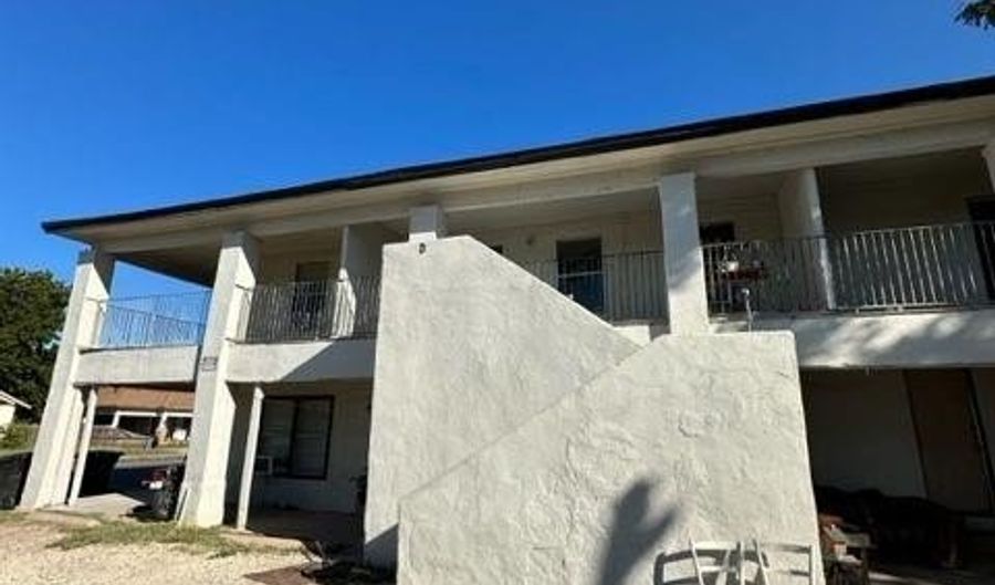 709 Grape St D, Abilene, TX 79601 - 2 Beds, 2 Bath