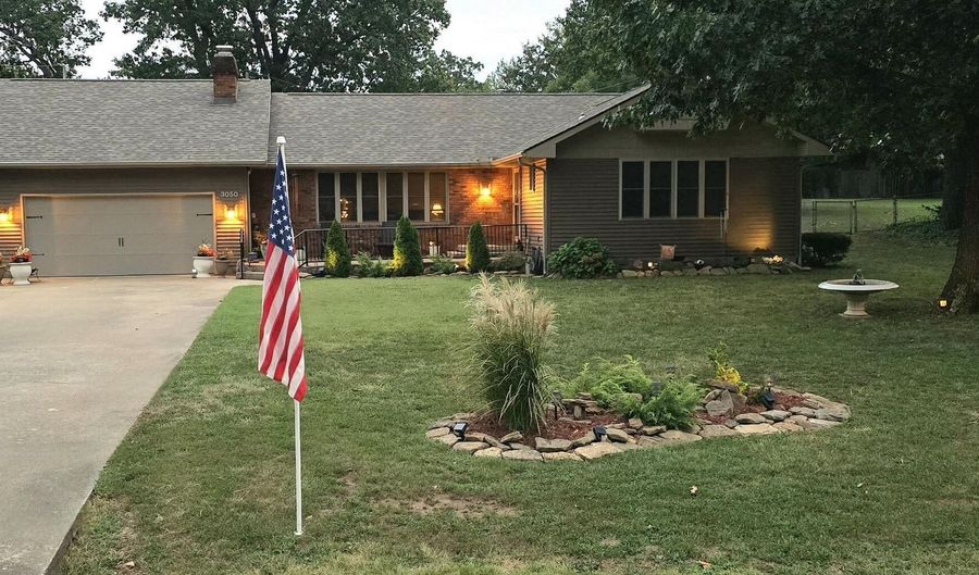 3050 Gaineswood Ave, Baxter Springs, KS 66713 - 4 Beds, 2 Bath