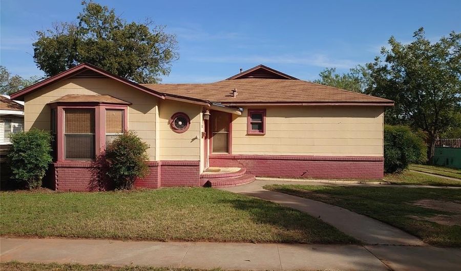 517 Meander St, Abilene, TX 79602 - 3 Beds, 2 Bath