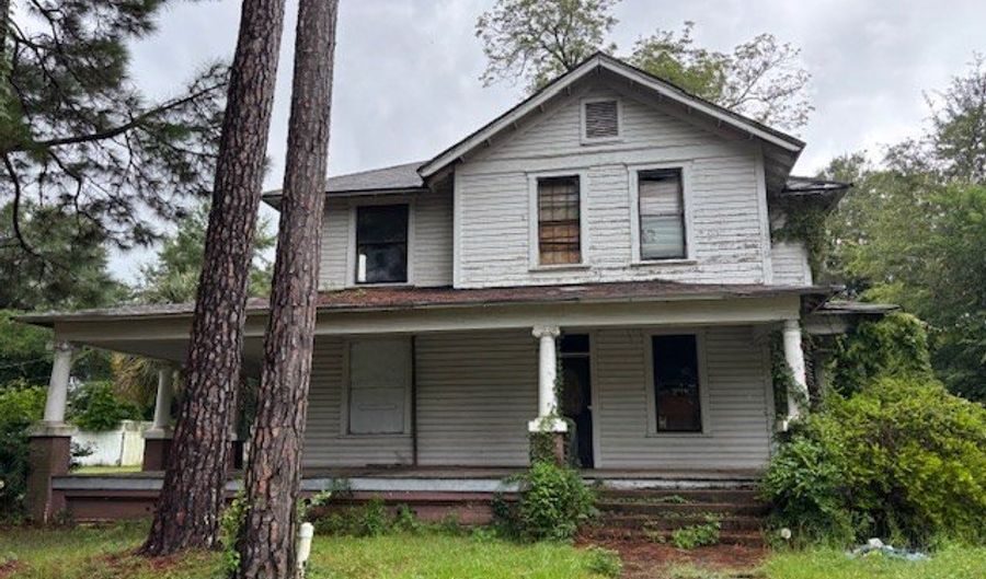 507 N Jackson St, Albany, GA 31701 - 5 Beds, 2 Bath