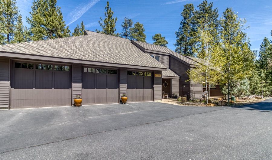 13582 Hollyhock BBH13, Black Butte Ranch, OR 97759 - 4 Beds, 3 Bath