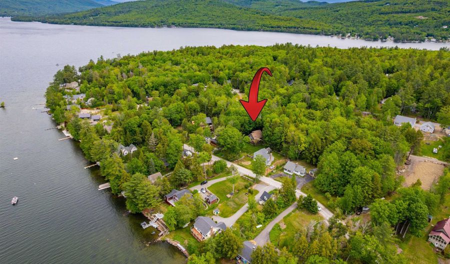 114 Shore Dr N, Bridgewater, NH 03222 - 3 Beds, 2 Bath