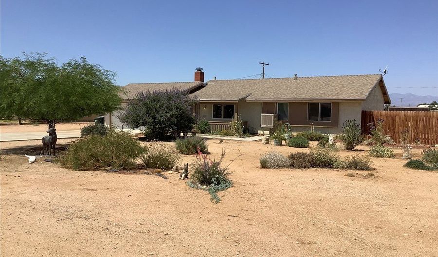 10578 Jamul Rd, Apple Valley, CA 92308 - 3 Beds, 2 Bath