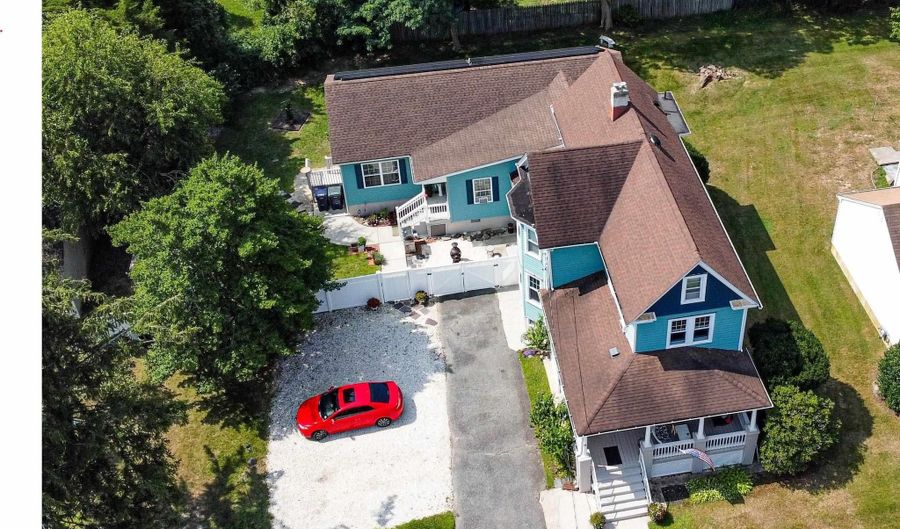 15 W Bolton Ave, Absecon, NJ 08201 - 5 Beds, 4 Bath