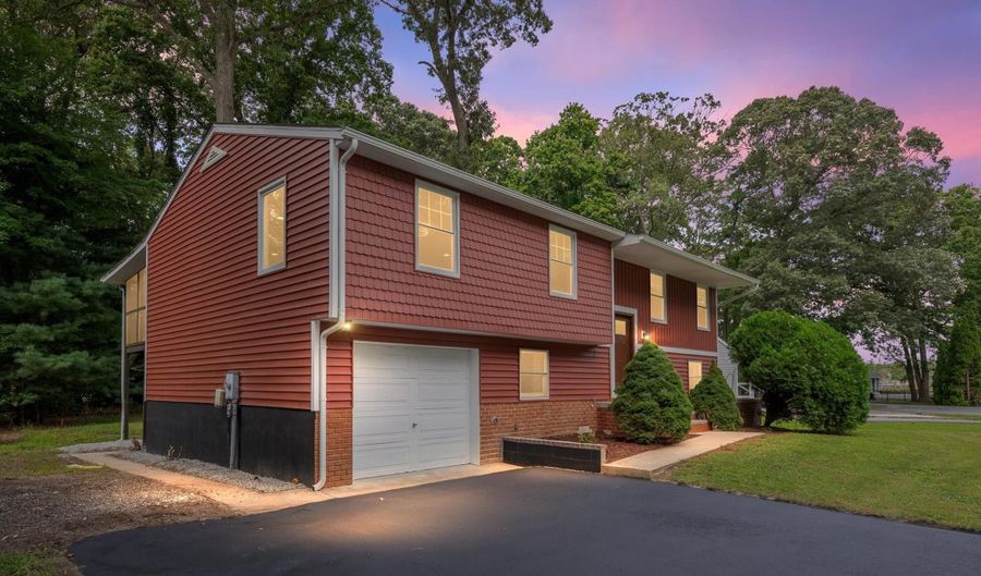 22832 ANGOLA Rd E, Lewes, DE 19958 - 4 Beds, 2 Bath