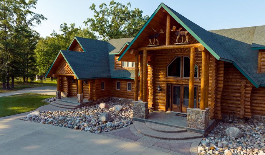 404 Barry Dr, Alger, MI 48610 - 9 Beds, 5 Bath