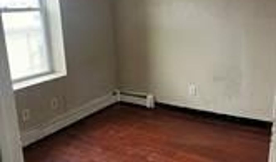 1804 Barnum Ave, Bridgeport, CT 06610 - 14 Beds, 10 Bath