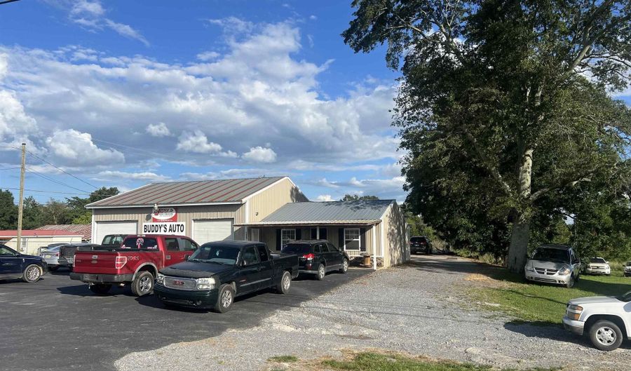 3098 Alabama Highway 75 N, Albertville, AL 35950 - 2 Beds, 1 Bath