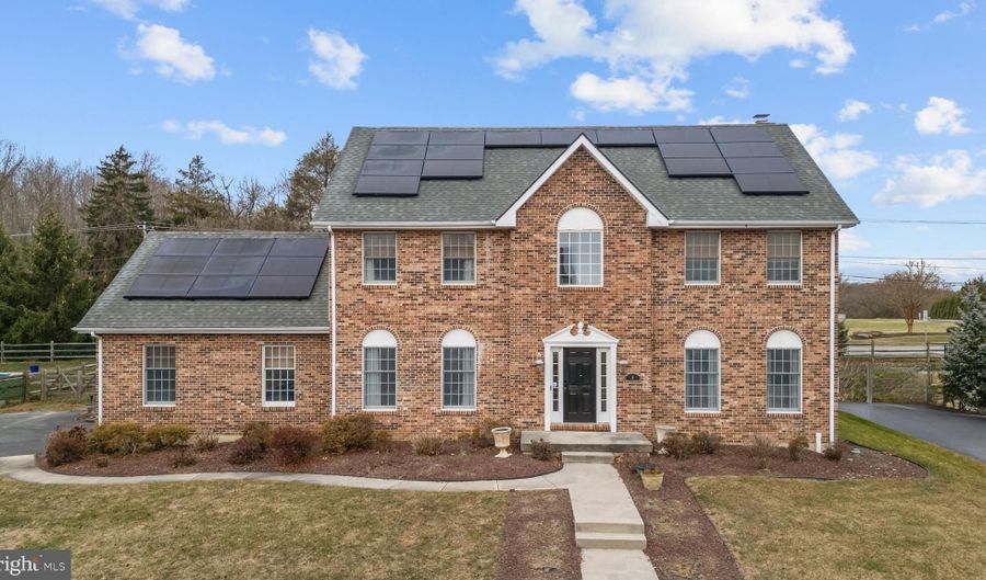 8 TAMAR Ct, Bear, DE 19701 - 4 Beds, 4 Bath