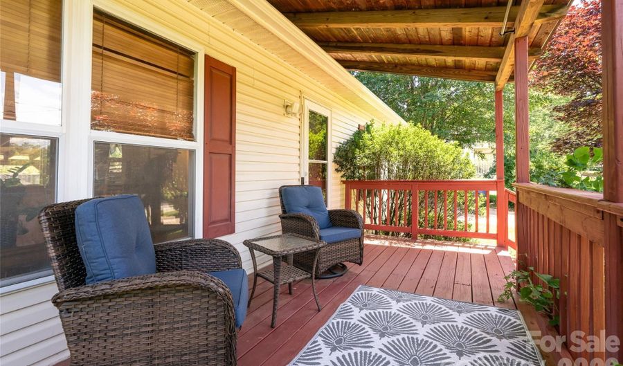 339 Hi Alta Ave, Asheville, NC 28806 - 3 Beds, 2 Bath