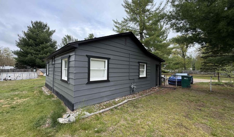 1520 Northwoods Dr, Alger, MI 48610 - 2 Beds, 1 Bath