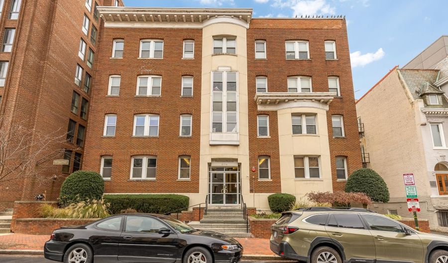 2114 N Street NW 32, Washington, DC 20037 - 2 Beds, 2 Bath