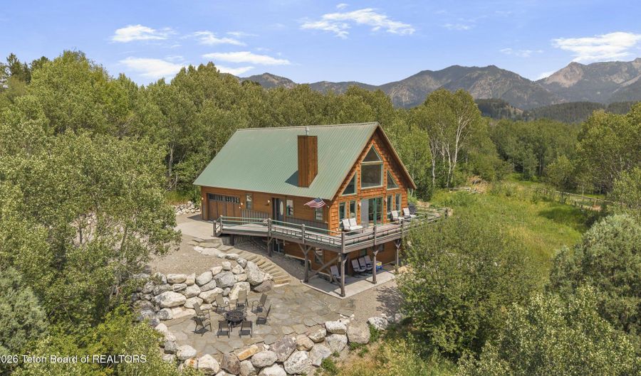 188 HAWTHORNE Dr, Alpine, WY 83128 - 4 Beds, 3 Bath