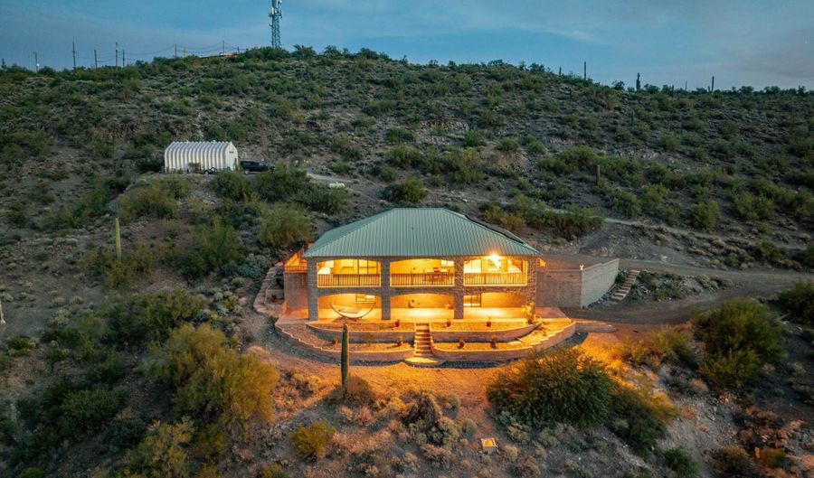 19800 E ST JOSEPHS Rd, Black Canyon City, AZ 85324 - 4 Beds, 3 Bath