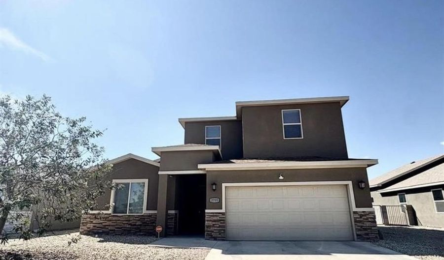 3709 Saguaro Dr, Carlsbad, NM 88220 - 4 Beds, 3 Bath