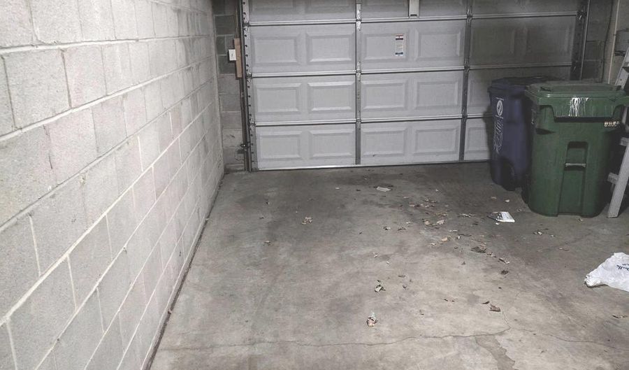 704 S BOND St, Baltimore, MD 21231 - 2 Beds, 3 Bath