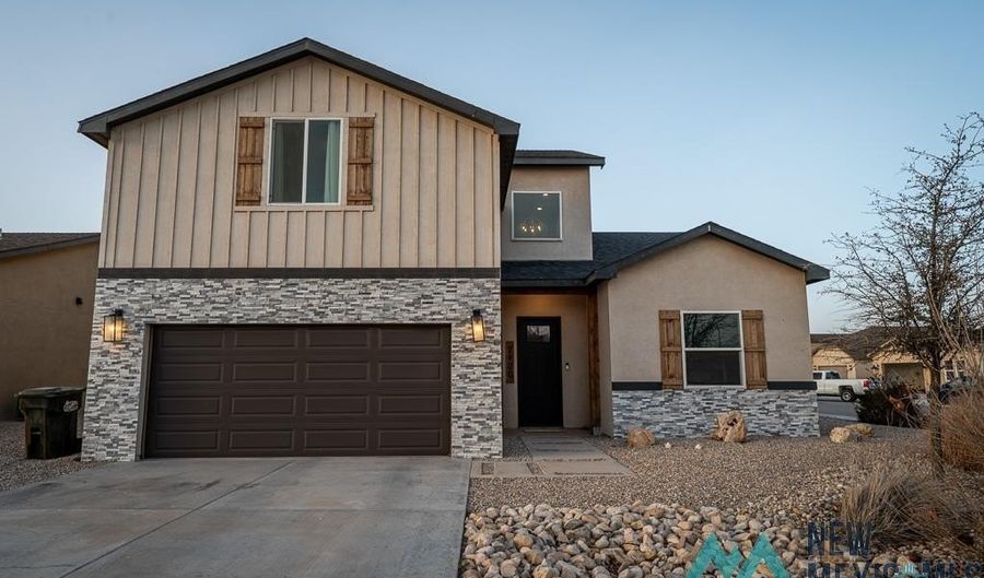 2900 Ithaca Ave, Artesia, NM 88210 - 4 Beds, 3 Bath