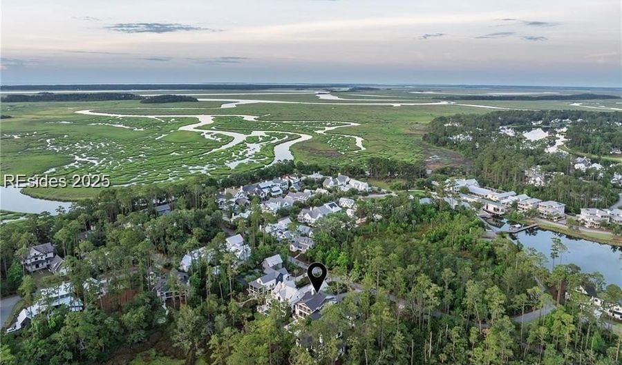 417 Corley St, Bluffton, SC 29910 - 5 Beds, 7 Bath