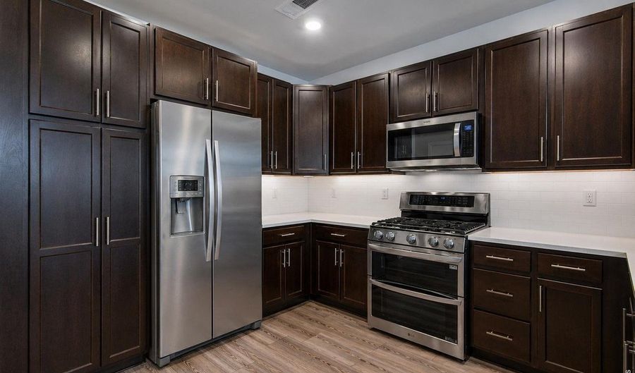 5167 S Fairplay St, Aurora, CO 80015 - 3 Beds, 4 Bath