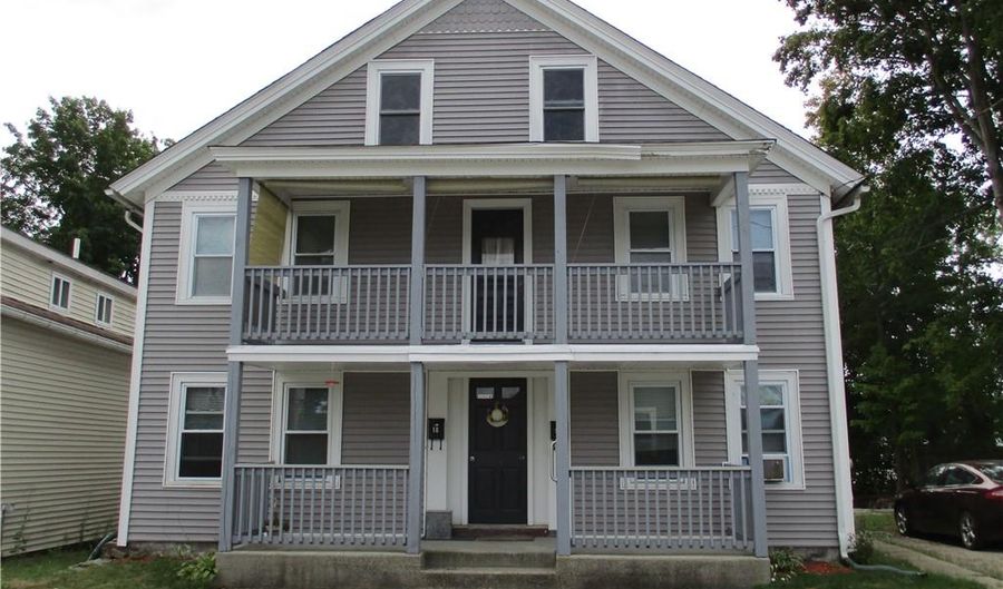 18-20 Bolles St, Putnam, CT 06260 - 4 Beds, 2 Bath