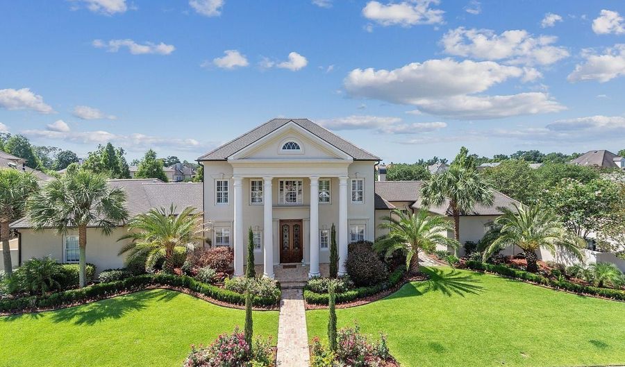 6752 Fountain Ln, Baton Rouge, LA 70809 - 5 Beds, 6 Bath