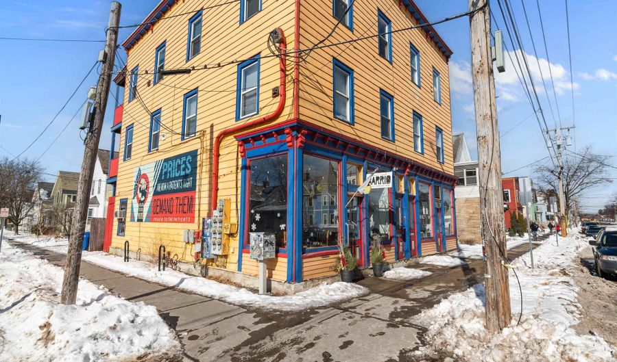 197-203 N Winooski Ave, Burlington, VT 05401 - 8 Beds, 6 Bath