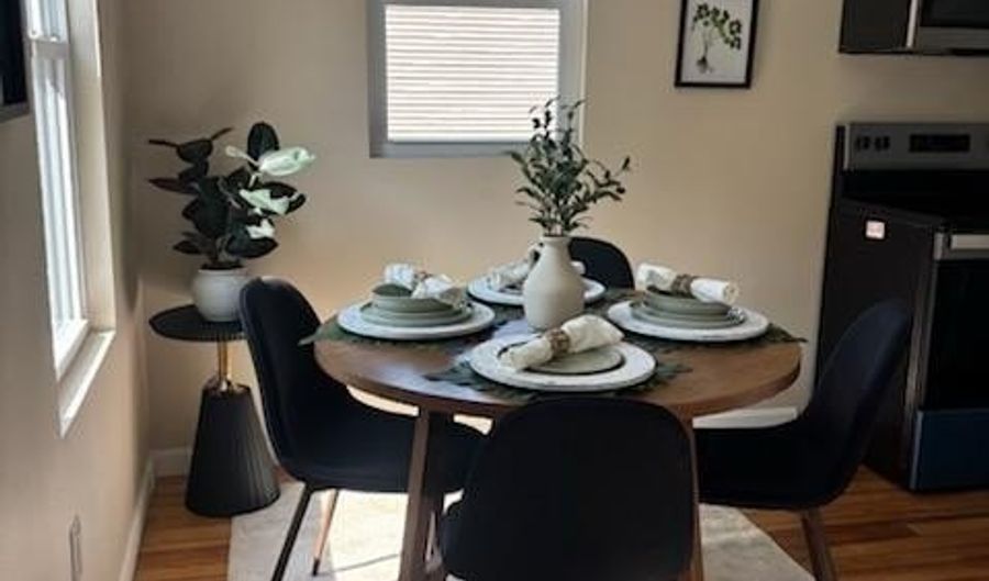5 Ludlow St, Johnston, RI 02919 - 3 Beds, 2 Bath