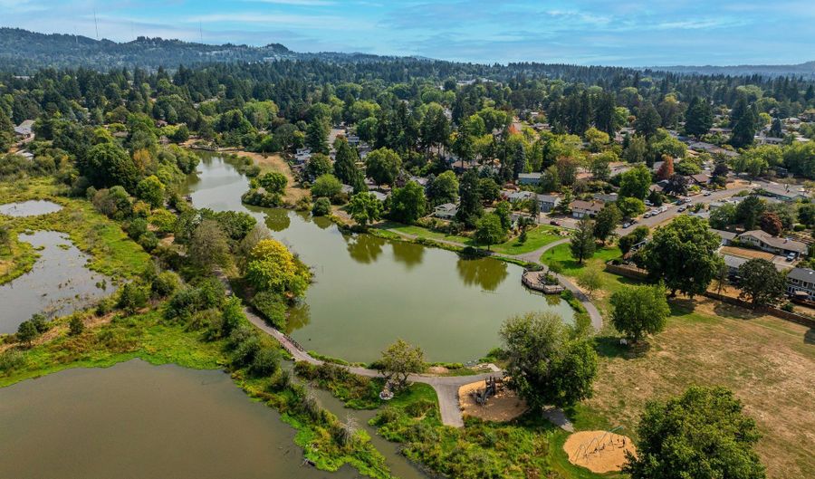 13520 SW DEVONSHIRE Dr, Beaverton, OR 97005 - 4 Beds, 2 Bath