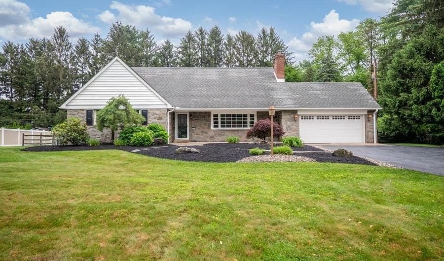 3517 FISH HATCHERY Rd, Allentown, PA 18103 - 4 Beds, 3 Bath