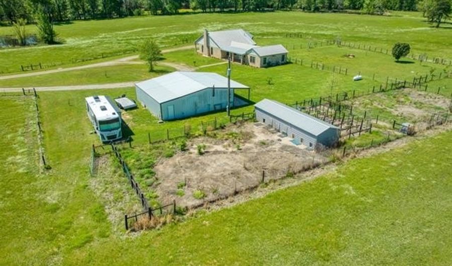 193519 N 4180, Antlers, OK 74523 - 3 Beds, 3 Bath