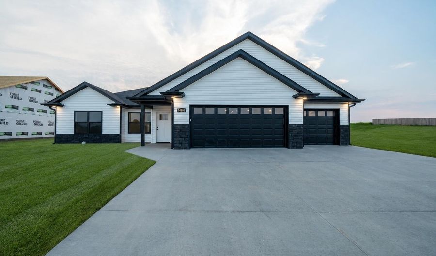 14905 Welch Dr, Ashland, MO 65010 - 3 Beds, 2 Bath