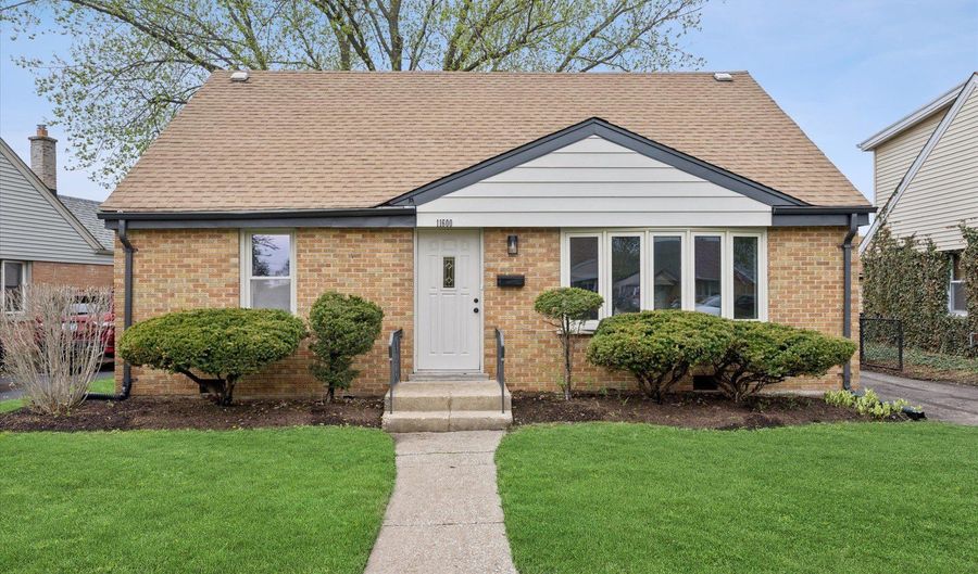 11600 S Kolmar Ave, Alsip, IL 60803 - 3 Beds, 2 Bath