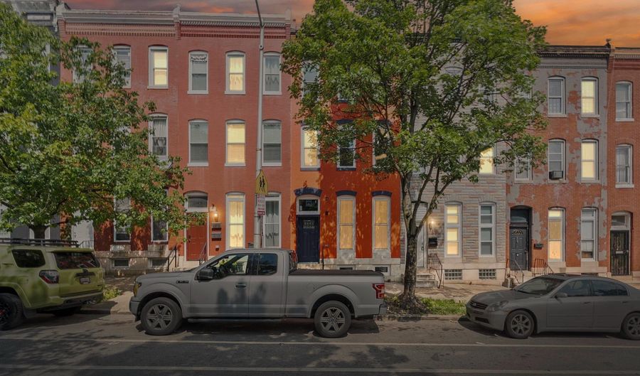 1715 N BROADWAY, Baltimore, MD 21213 - 4 Beds, 4 Bath