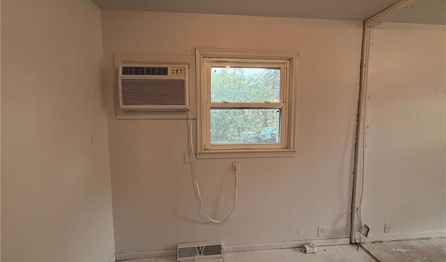 139 N Petrick St, Appleton, MN 56208 - 1 Beds, 1 Bath